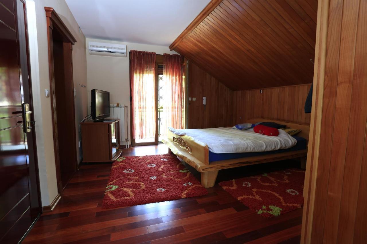 Amigosranch Villa Krusevac Bagian luar foto